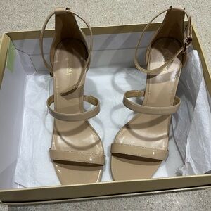 Michael Kors Koda Sandal Heel Size 10